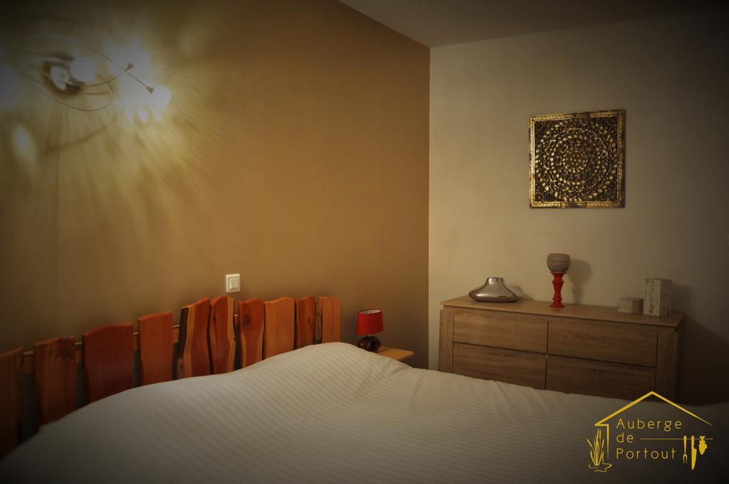 Auberge de Portout Chanaz Zimmer foto